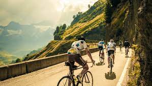 Knapp 4.000 athletinnen aus 32 nationen werden die strecke über 238 km und 5.500 höhenmeter in angriff nehmen. Otztaler Radmarathon 2019 Otztal Tourismus