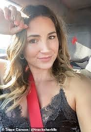 Corinne Griggs's Instagram, Twitter & Facebook