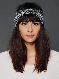 À la fin elle est aussi élue roi des pirates par la confrérie des pirates, avec l'aide de jack sparrow. Comment Mettre Nouer Porter Un Bandana