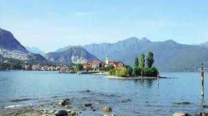 Il maggiore, nella gran parte degli eserciti, è il primo grado degli ufficiali superiori, più in alto del capitano e subordinato al tenente colonnello. Lake Maggiore 2021 Top 10 Tours Activities With Photos Things To Do In Lake Maggiore Italy Getyourguide