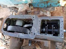 Comment Demonter La Boite De Vitesses Du Deutz 4006 Le Forum Deutz Passion Le Lieu D Echange Et D Entraide Sur Les Deutz Fahr Sur Le Net