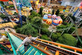 Inside The Mall Of America Rollercoasters Sharks And Even Weddings Mall Of America Best Amusement Parks Travel Around The World