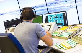 Airline traffic controller