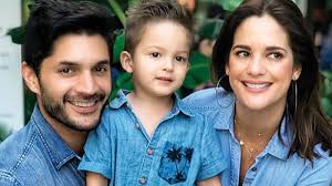 Daniel Elbittar está fascinado en su etapa como papá y nos presenta a su  hermosa familia