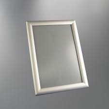 Besoin d'acheter un produit cadre photo pas cher ? Cadre Aluminium Cadre Aluminium Porte Visuels