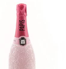 Mix up mock pink champagne, made with 7up®, today. Champagne Papis Packaging Design Kreativagentur Abtq