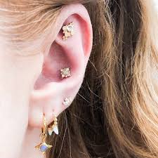 More Stunning Ear Inspiration From The Talented Wklp I Hope You Guys Love Her Work As Much As I Do Piercin Ear Ear Piercings Ear Party