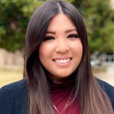 Samantha Manuel's Instagram, Twitter & Facebook