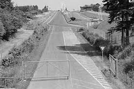 Built in 1927, the 7.5 kilometer südschleife was the smaller brother of the legenday nürburgring nordschleife, both tracks were. Sudschleife Der Fast Vergessene Abschnitt Des Nurburgrings Speed Heads