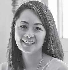 Ariana Delacerda's Instagram, Twitter & Facebook