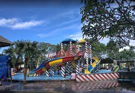 The jungle bogor juga tercatat masuk dalam daftar sebagai 20 waterpark terbaik se asia pasifik pada tahun 2017 versi. Harga Tiket Masuk Kolam Renang Ceria Depok Update