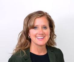 Margie Crooks's Instagram, Twitter & Facebook