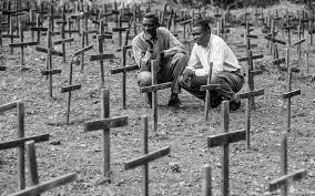 El genocidio es un delito internacional que consiste en la perpetración, por parte de funcionarios del estado o particulares, de la eliminación sistemática de un grupo social por motivos de nacionalidad, etnia, raza o religión. Aloys Ntiwiragabo El Segundo Genocida Se Esconde En Francia