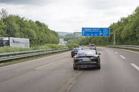 Hande Weg Vom Steuer Autos Kfz Versicherung Fahrendes Auto