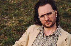 Together with the inspiring guitar builder sjak zwier the young musician jett rebel discovers what is actually important in life; Jett Rebel Warner Music Germany