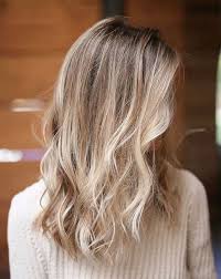 55 Ideas For Light Brown Hair With Highlights And Lowlights Lightbrownhair Lightbrownhairideas Lightbrown Di Hair Styles Blonde Hair Looks Hair Highlights
