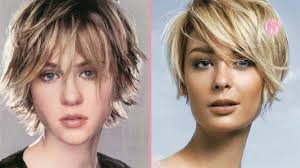 Anziché avere capelli corti davanti e lunghi dietro, i capelli sono . I Tagli Corti Della Primavera 2022 Saremo Spettinate E Bellissime