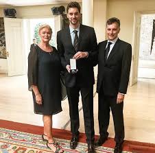 Pau gasol net worth, age, height (last updated in 2020). Tracing Pau Gasol S Roots In Basketball His Career Stats And All About His Wife