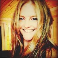 Alissa Robinson's Instagram, Twitter & Facebook