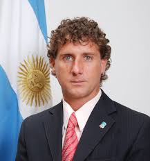 REYES, Gustavo Adolfo