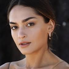 Marcella Ring's Instagram, Twitter & Facebook