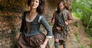а у нас во дворе 2 сезон все серии подряд Claire And Murtagh At Glen Rowan Cross To Hopefully Find Jamie The Search Outlander Costumes Outlander Season 1 Outlander