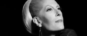 Photos: Olympian Laurie Hernandez Visits FROZEN