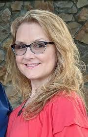 Melinda Mink's Instagram, Twitter & Facebook