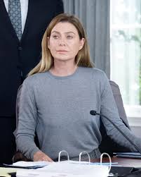 Ça ne prend que 2 minutes pour regarder à des milliers de séries gratuites. Grey S Anatomy Season 16 Fans In Tears Over Flashbacks