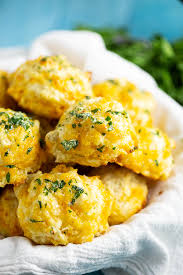 I've seen several recipes on this site that say they are red lobster clones, but i didn't see any with the exact ingredients as this one. Cheddar Bay Biscuits Recipe Red Lobster Copycat