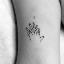 Tatouage Homme Main Petit