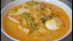 Jajanan lontong sayur enak dan murah, cobalah ikuti resep lontong sayur yang dilengkapi dengan cara membuat lontong sayur dari mulai persiapan bahan bahan hingga petunjuk cara bikin lontong. Resep Lontong Sayur Cooking Eating Youtube