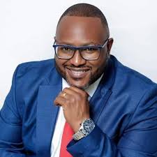 Eiisshhhhhh # ***Jonn Steenhuisen the Man.*** **'Mr Clean under fire'**  From doctor's surgeries to coffee bars and supermarket queues, Durban  society is abuzz about the revelation that the DA's “Mr Squeaky Clean”,