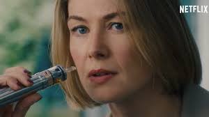Розамунд пайк, питер динклэйдж, эйса гонсалес и др. I Care A Lot Trailer Rosamund Pike Hustles The Wrong Woman