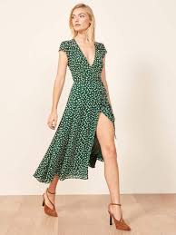 Reformation Petites Carina Dress In Vicente Green Floral With Deep V Yet Another Easy Ref Number You Probabl Petite Outfits Flutter Dress Ladies Dress Design