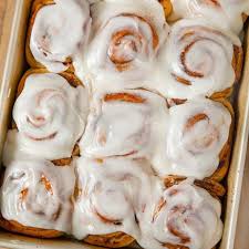 15 Cinnabon Copycat Cinnamon Rolls And More Famous Recipes From The Chain Cinnabon Cinnamon Rolls Cinnabon Cinnamon Rolls Recipe Cinnabon