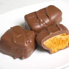 Combine water, sugar, corn syrup, vinegar, and vanilla in the prepared pot. Milk Chocolate Seafoam The Fudge Pot