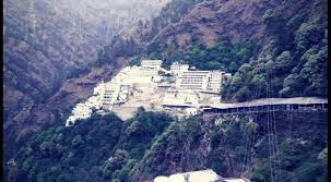 Star bharat hindi serial jagat janani maa vaishno devi ended on 2nd october 2020. At Vaishno Devi Shrine More Pilgrims From Outside J K To Be Allowed Soon India News News Wionews Com