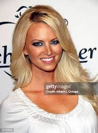 171 Bench Warmers Trading Cards Birthday Bash Arrivals Stock Photos,  High-Res Pictures, and Images