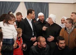 أما محافظة السويداء، أو كما تعرف جغرافيّاً بجبل الدروز أو جبل العرب، حسب التسمية أطلق دروز السويداء شرارة الثورة السورية الكبرى ضد الاحتلال الفرنسي، كما انتفضوا في عهد. Ø§Ù„Ø±Ø¦ÙŠØ³ Ø§Ù„Ø³ÙˆØ±ÙŠ ÙŠØ¯Ø¹Ùˆ Ø¯Ø±ÙˆØ² Ø§Ù„Ø³ÙˆÙŠØ¯Ø§Ø¡ Ù„Ù„Ø§Ù„ØªØ­Ø§Ù‚ Ø¨Ø§Ù„Ø®Ø¯Ù…Ø© Ø§Ù„Ø¹Ø³ÙƒØ±ÙŠØ© Ø¨Ø¹Ø¯ Ø£ÙŠØ§Ù… Ù…Ù† ØªØ­Ø±ÙŠØ± Ù†Ø³Ø§Ø¡ ÙˆØ£Ø·ÙØ§Ù„ ÙƒØ§Ù† Ø®Ø·ÙÙ‡Ù… ØªÙ†Ø¸ÙŠÙ… Ø§Ù„Ø¯ÙˆÙ„Ø© Ø§Ù„Ø¥Ø³Ù„Ø§Ù…ÙŠØ© Ù…Ù† Ø§Ù„Ù…Ù†Ø·Ù‚Ø© ØµØ­Ø§ÙØ© Ø¹Ø±Ø¨ÙŠØ©