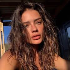 Ella East (ella_east)