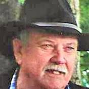 Sydney Howe's Instagram, Twitter & Facebook