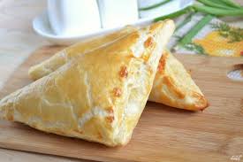 хачапури с сыром из слоеного теста рецепт с фото Hachapuri S Syrom Iz Sloenogo Testa Idei Dlya Blyud Zavtrak Na Skovorode Eda