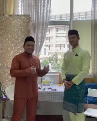 Imam muda asyraf fıtnah akhır zaman lıve fb team audıokulıah. Imam Muda Asyraf Facebook