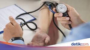 Jadi sangat penting untuk mengukur tekanan darah secara rutin. 17 Cara Menurunkan Tekanan Darah Tinggi Yang Mudah Dan Murah