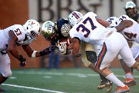 virginia cavaliers linebacker jordan mack returns for game