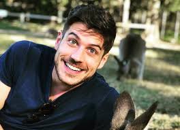 Brasileirinhas é uma produtora brasileira de filmes pornográficos, se destacando no mercado brasileiro por conter atores e atrizes pornôs de renome em seu portfólio, como kid bengala, vivi. Marco Pigossi Esta Em Series Da Netflix No Brasil E Na Australia Quem Series E Filmes