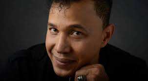 Merenteto y mucha calle: Jean Carlos afronta su primer Orfeo