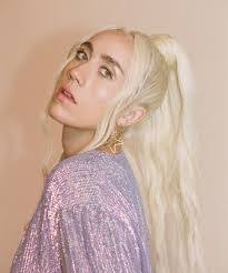 Tommy Teo's Instagram, Twitter & Facebook