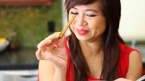 About cinnamon bark by Cathy Ha Cooking